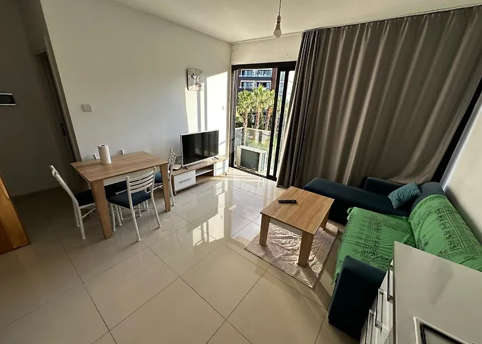 Avrasya Site, Luxury One-bedroom In Kyrenia Center Apartman *