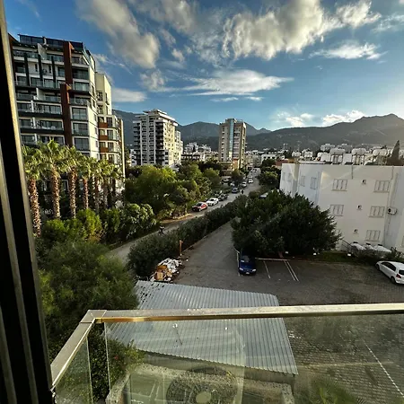 Avrasya Site, Luxury One-bedroom In Kyrenia Center * Akaki