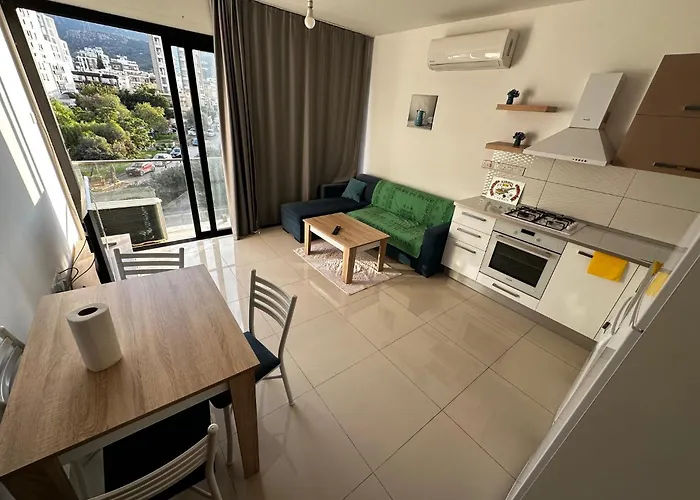 Apartment Avrasya Site, Luxury One-bedroom In Kyrenia Center Akaki